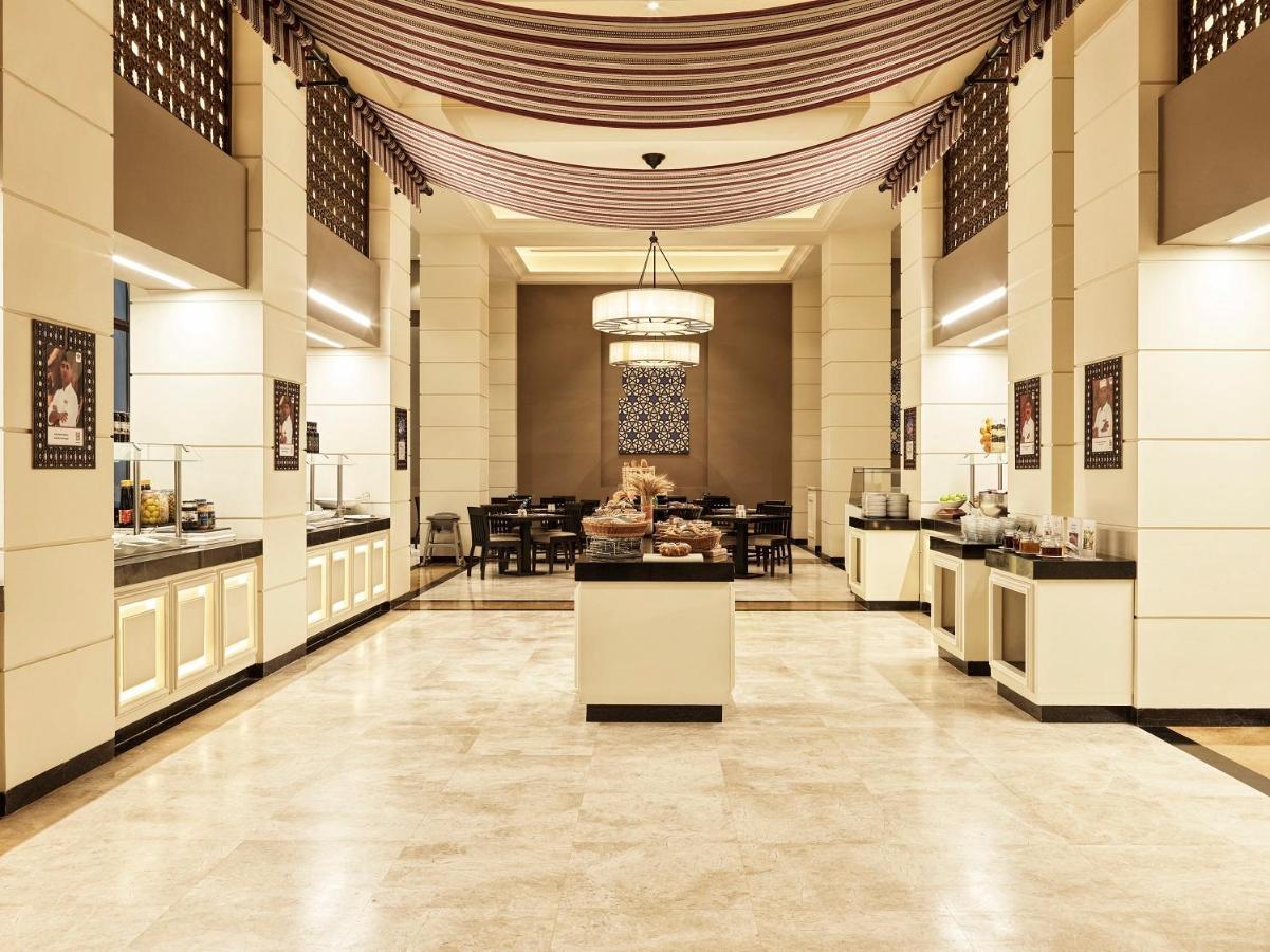 Fanar Hotel & Residences Salalah Exterior foto The lobby of the hotel