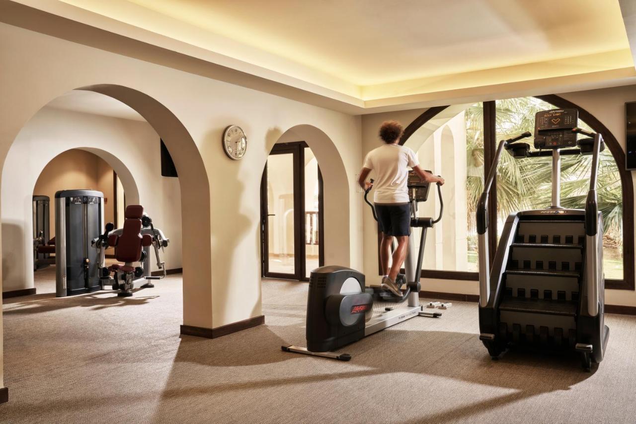 Fanar Hotel & Residences Salalah Exterior foto The gym at The Oberoi, Mumbai