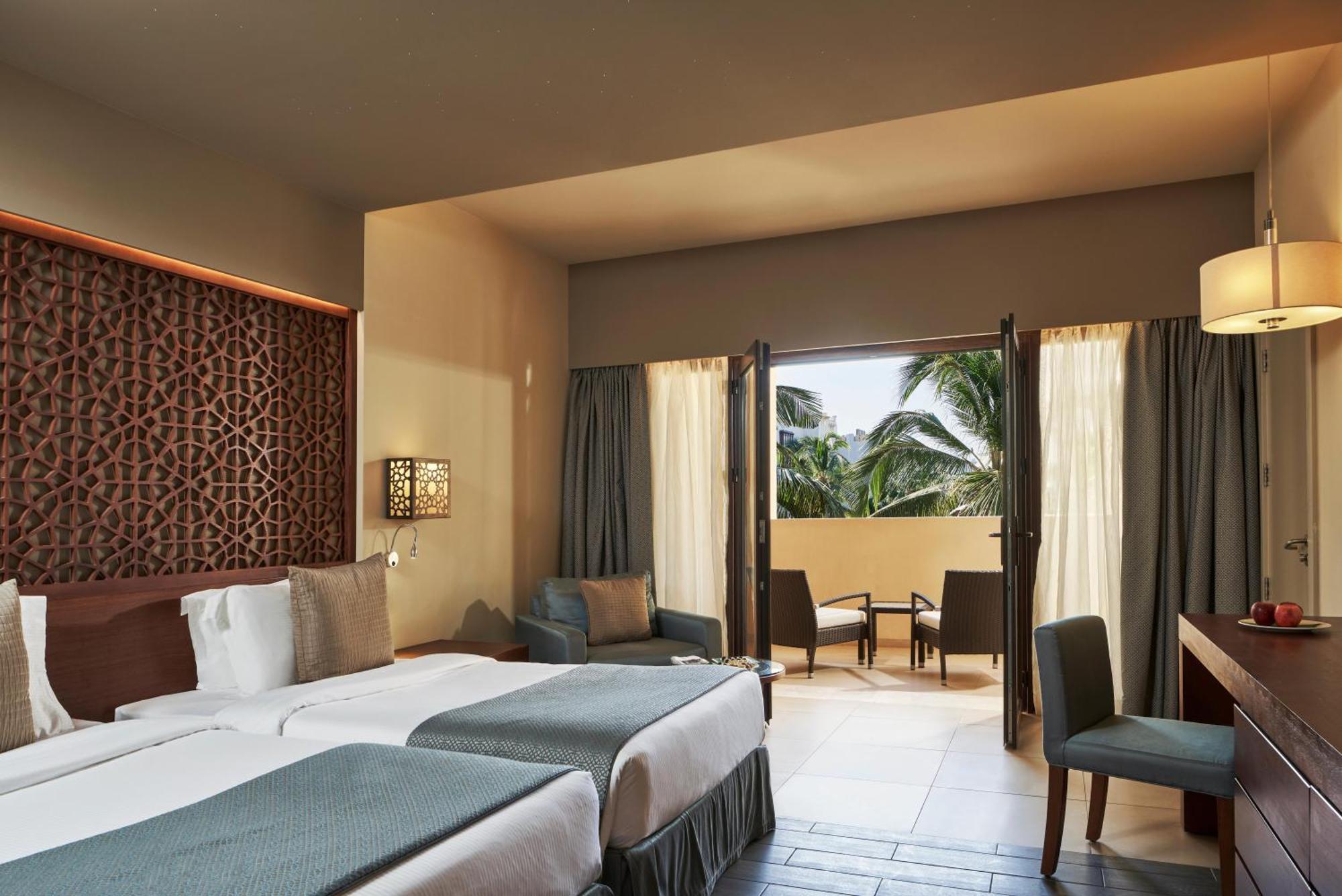 Fanar Hotel & Residences Salalah Exterior foto Deluxe room