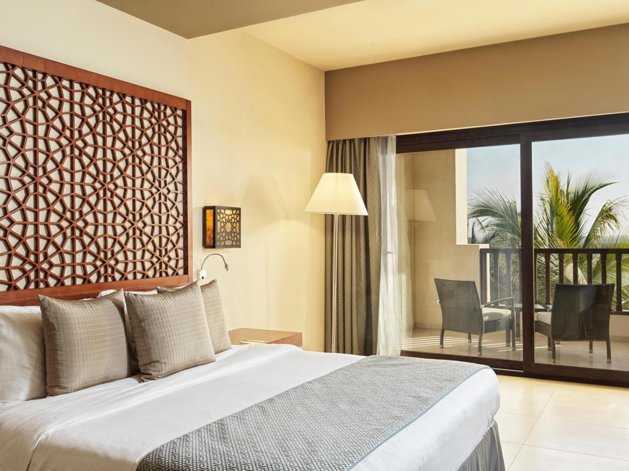 Fanar Hotel & Residences Salalah Exterior foto Deluxe room